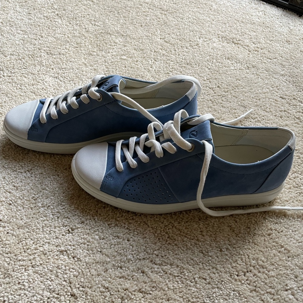 Ecco Soft, size 6. Brand new sneakers